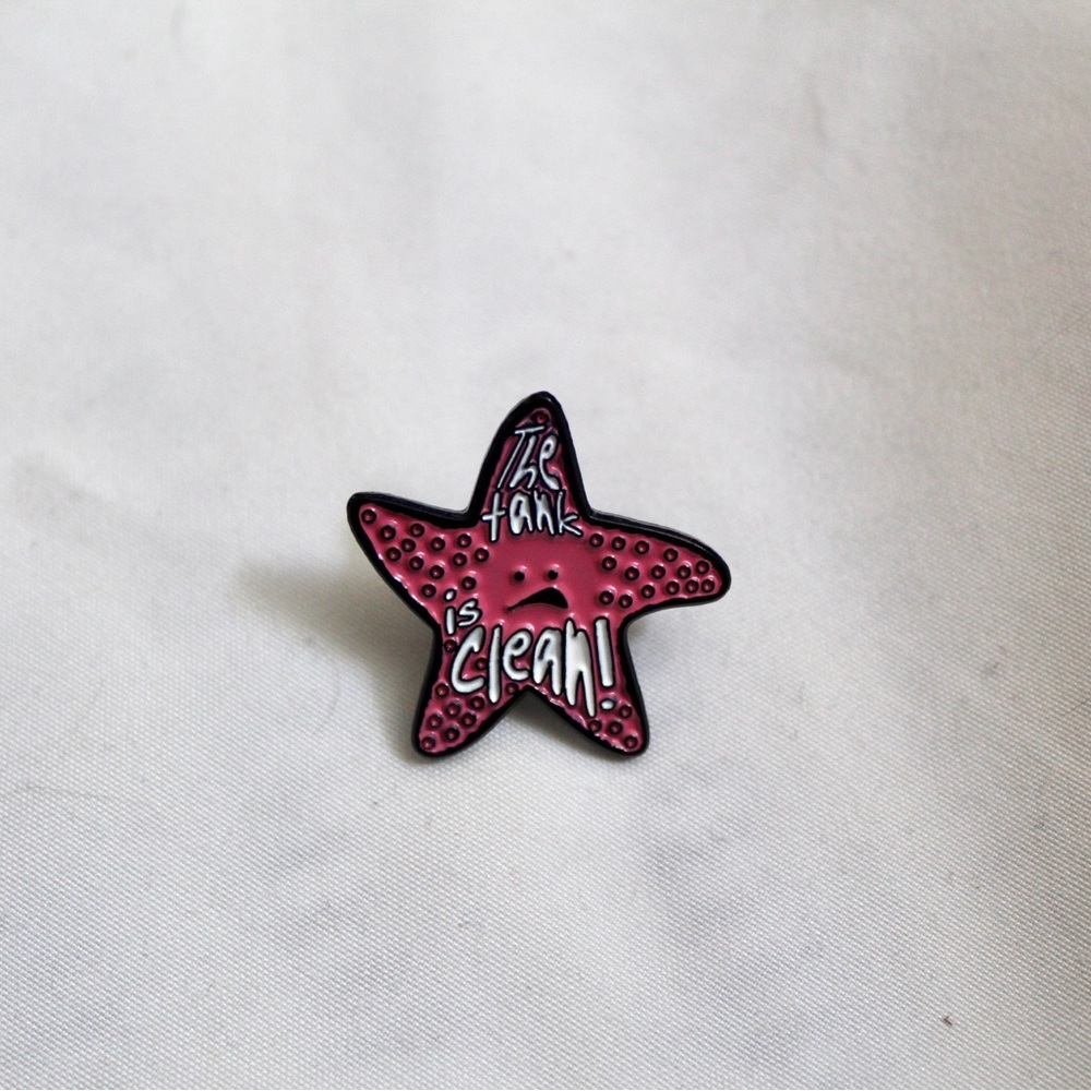 Finding Nemo peach the starfish pin